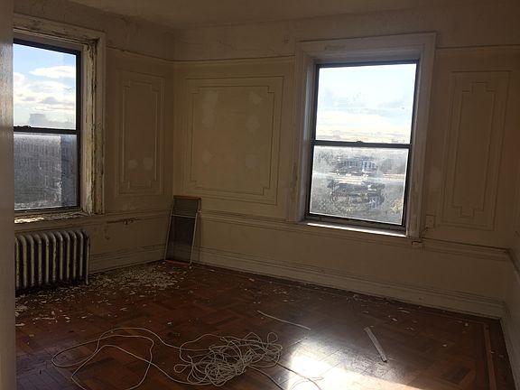 2nd image of 225 Parkside Ave APT 5H