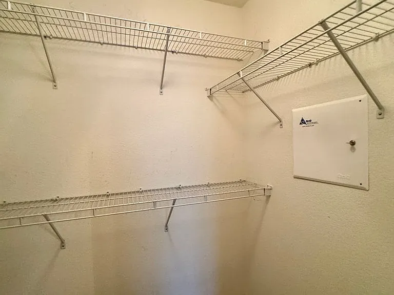 304 Esplanade Cir — Photo 34