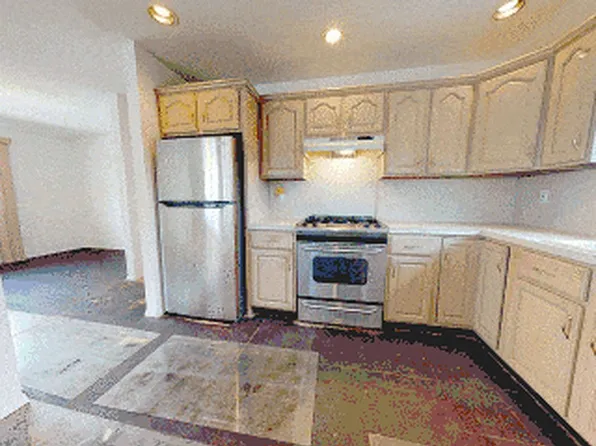 15631 91st St, Howard Beach, NY 11414