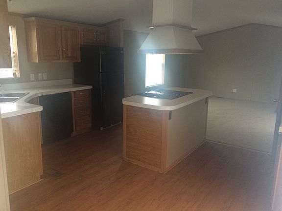 3rd image of 17089 Diane Dr