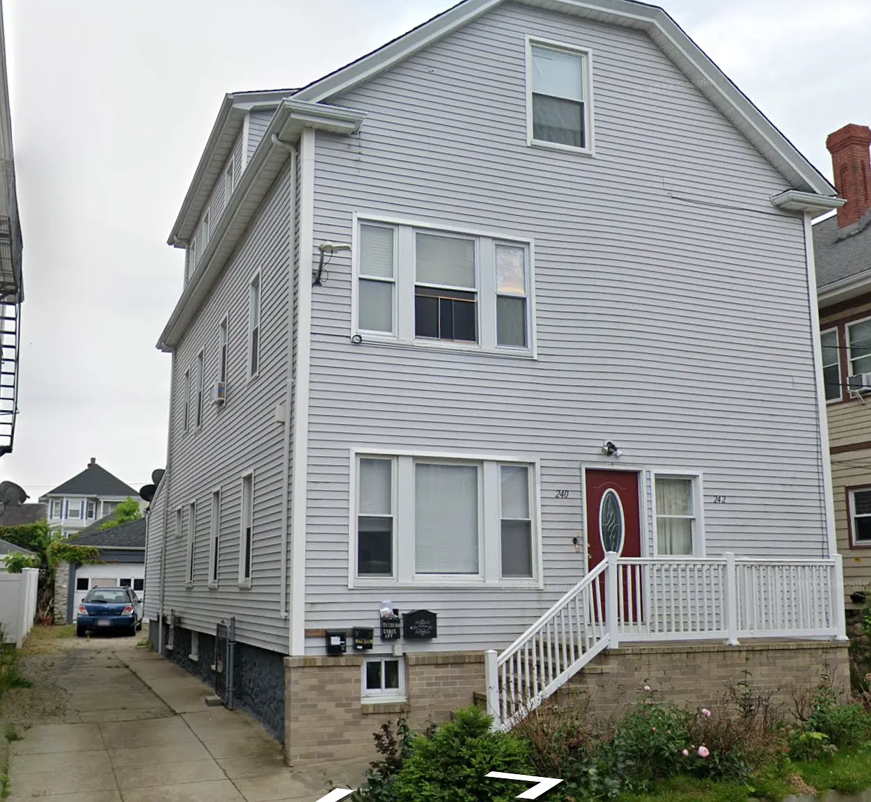 2 bed, 900 sqft, $1,800 — Photo 1