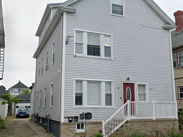 240 Shaw St #2, New Bedford, MA 02745