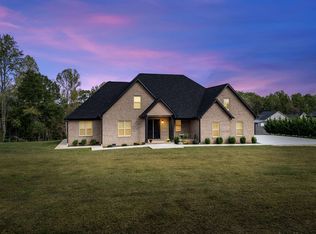 1616 Christopher Rd, Campobello, SC 29322