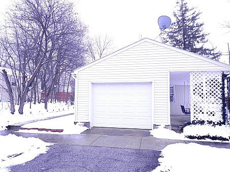 5th image of 987 N Lafontaine St