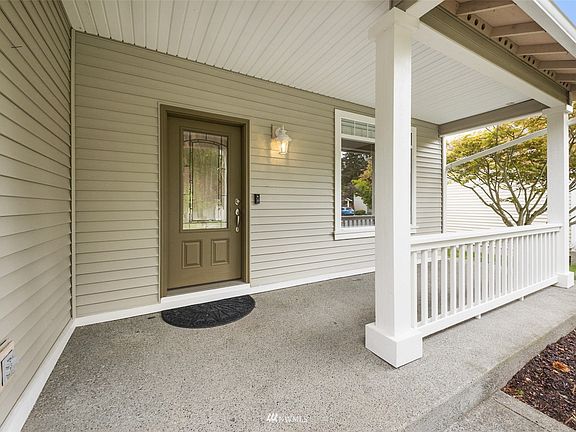 3rd image of 16221 131st Avenue Ct E