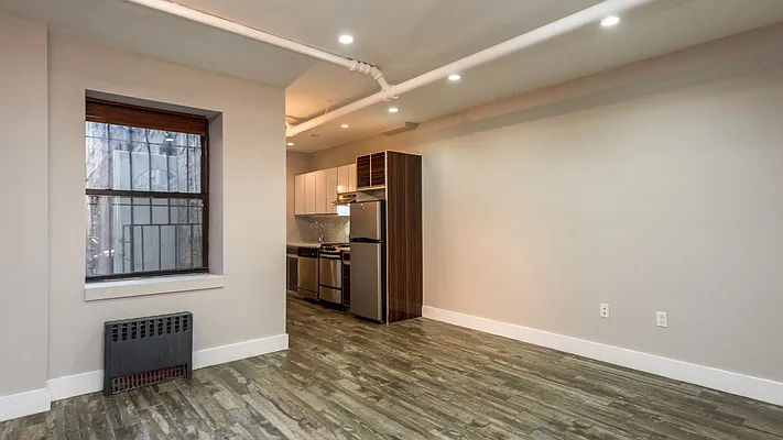 Rented by Nooklyn NYC LLC | media 33