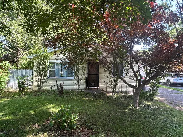 6090 Mulberry Ave, Portage, IN 46368