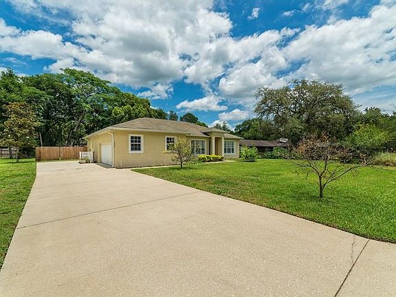 2nd image of 2430 Palmetto Dr