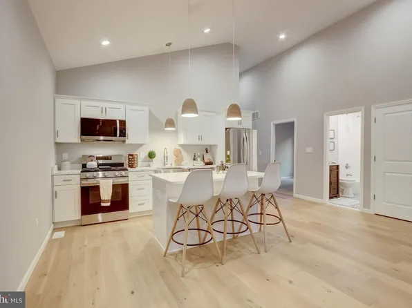 235 Stevens Ave, Atco, NJ 08004