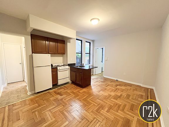 5th image of 2828 29th St #A5