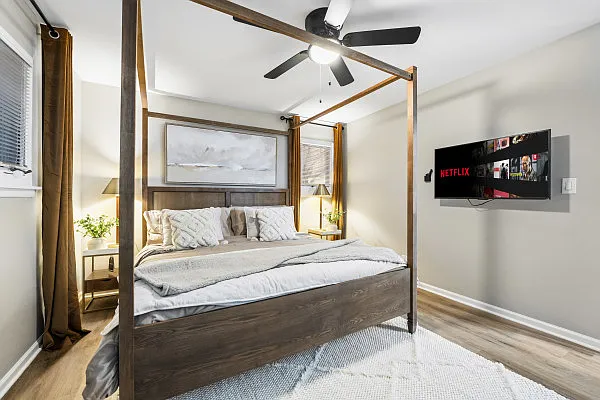 1410 N Lama Ln — Photo 22