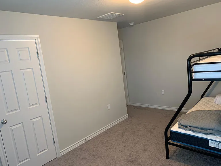 12100 Cimaizon Dr — Photo 10