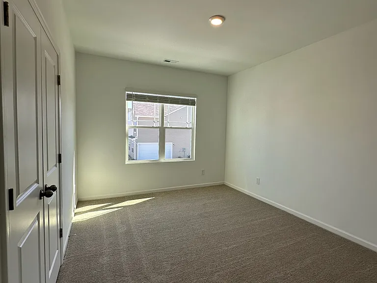1317 Creekfront Dr — Photo 19