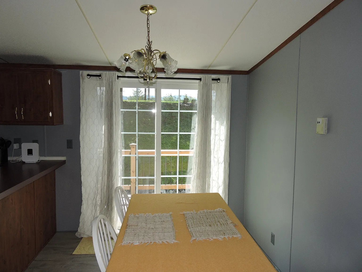 3 bed, 1152 sqft, $1,700 — Photo 2