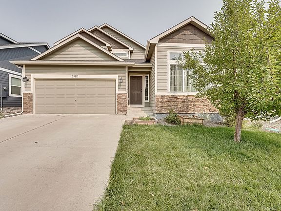 2nd image of 2320 Summerpark Ln