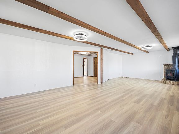 5th image of 1107 Jane Ave