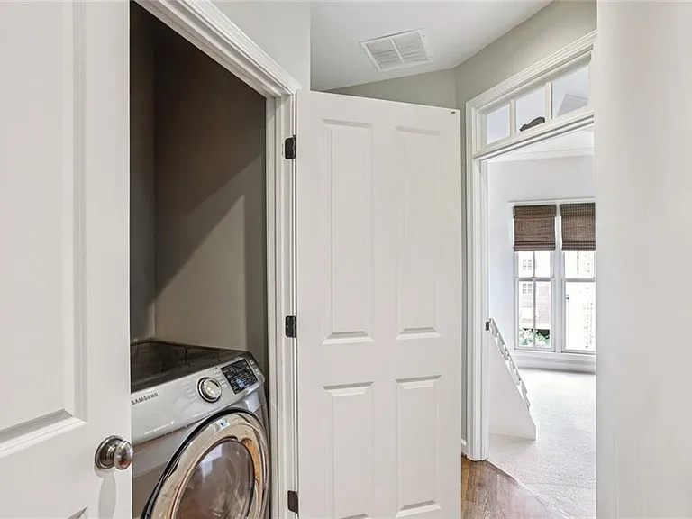 805 Highland Green Way NE — Photo 26