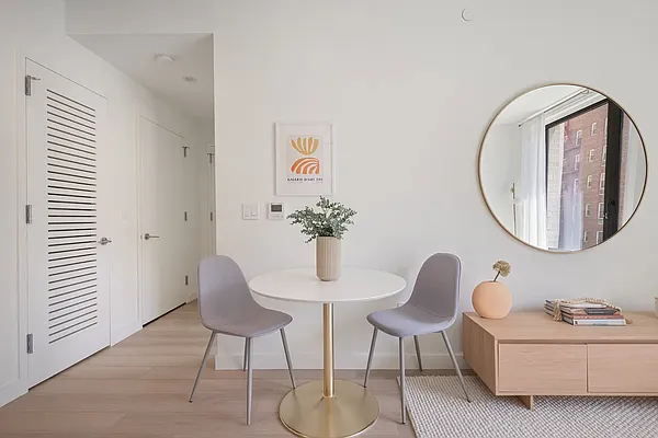 Rented by Living New York | media 34