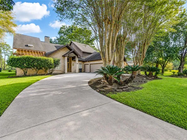 8015 Rebawood Dr, Humble, TX 77346