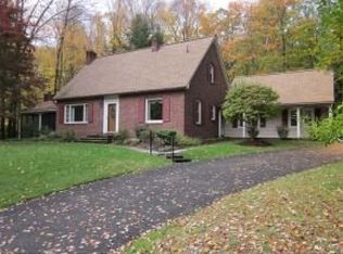 116 Southwood Dr, Vestal, NY 13850