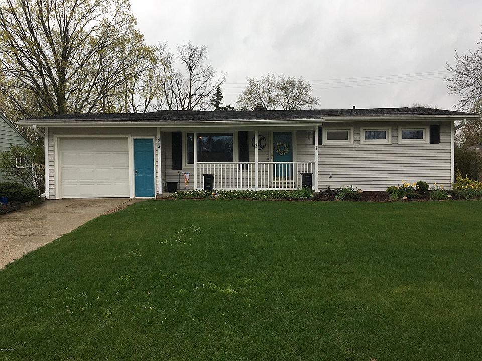 1st image of 4114 40th St SW