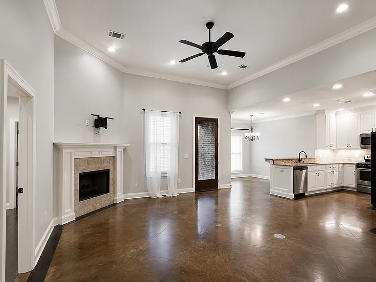 315 Ridge Pointe Dr — Photo 3
