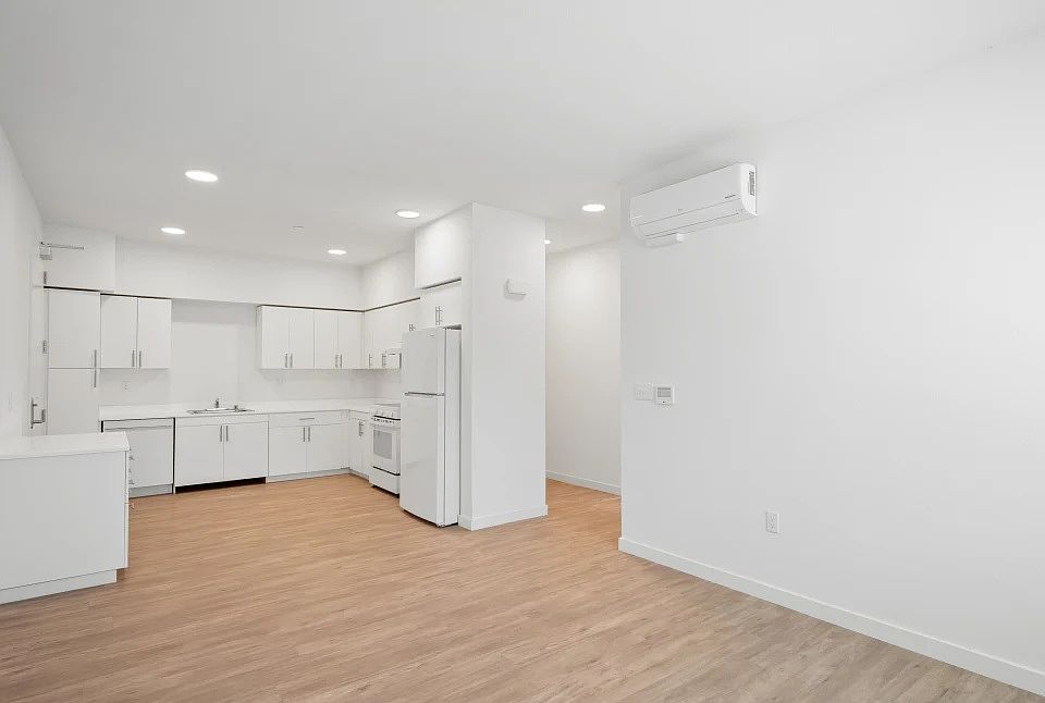 Living Room & Kitchen