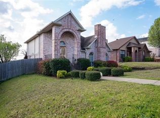 12762 Hilltop Dr, Balch Springs, TX 75180