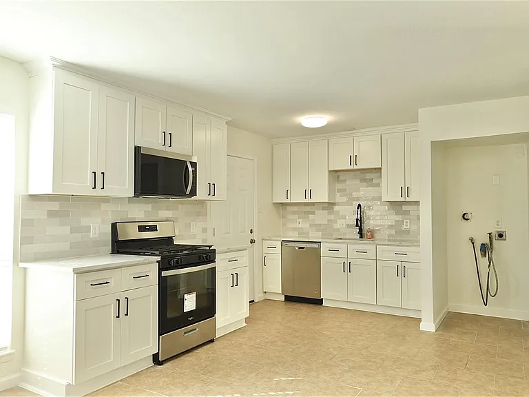 7918 Prestwood Dr #4 — Photo 18