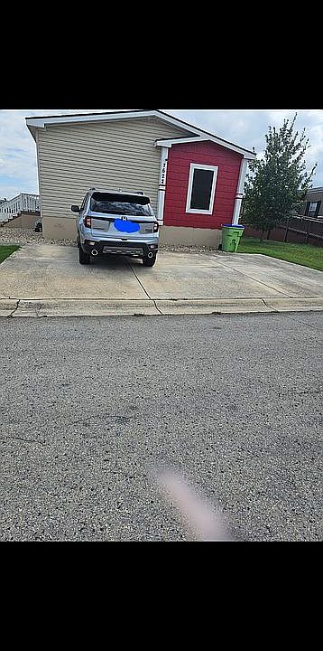 3 car parking. 