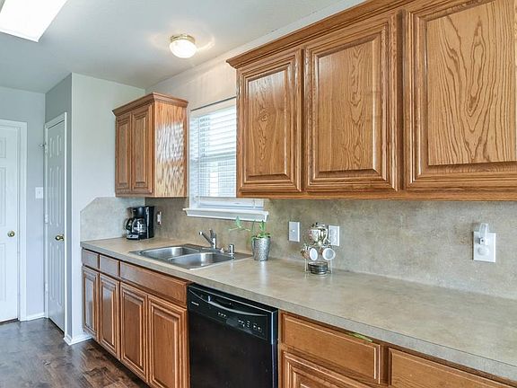 4th image of 12429 Seven Eagles Ln