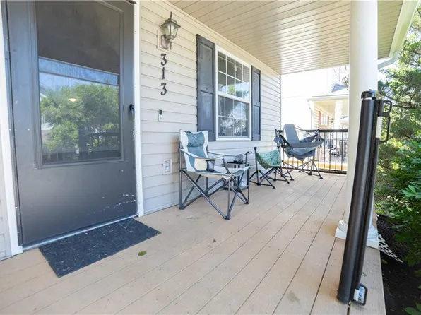 313 NE Coldwater Creek Rd, Grain Valley, MO 64029