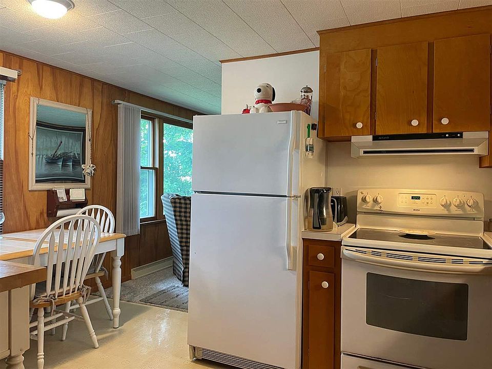 2637 Center St, Boyne Falls, MI 49713 MLS 471993 Zillow