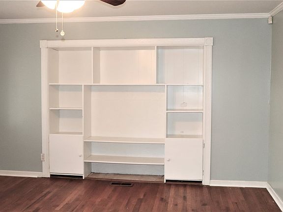 3rd image of 45 Malesus Heights Dr