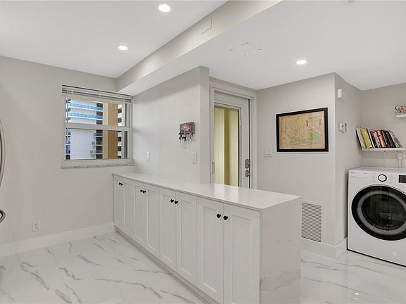 4th image of 1012 N Ocean Boulevard #710