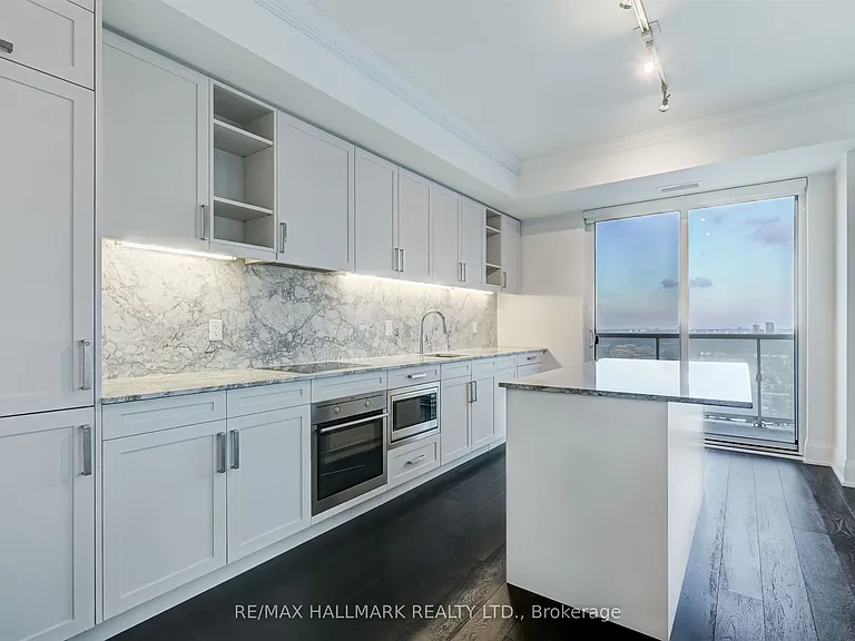 101 Erskine Ave #2907 — Photo 4