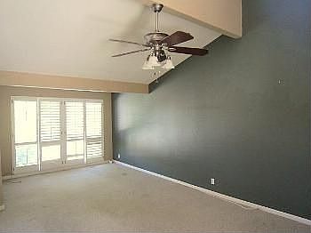 2nd image of 427 Ridgeview Dr