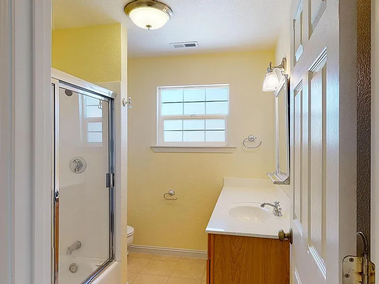 1517 Jefferson Ave — Photo 17
