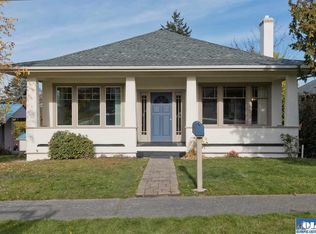 529 E 12th St, Port Angeles, WA 98362