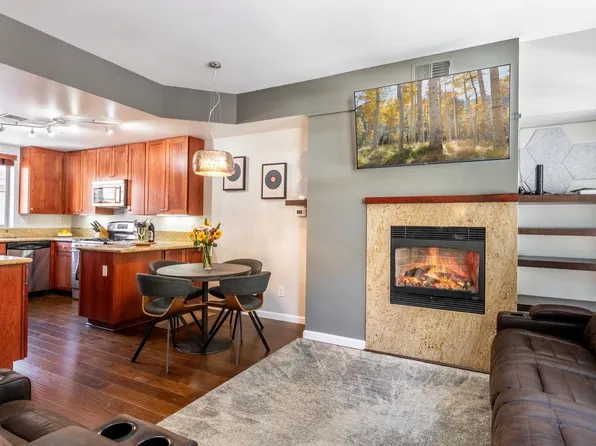 525 Manzanita Rd #2, Mammoth Lakes, CA 93546