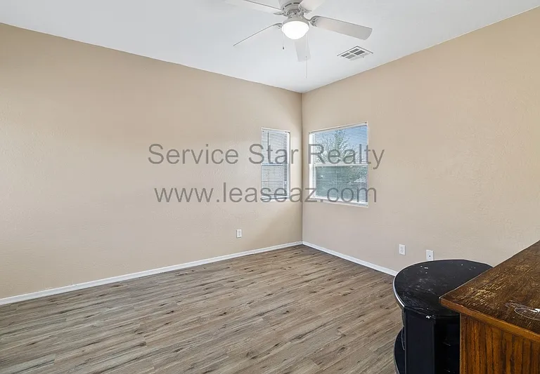 14916 N 177th Ave — Photo 15