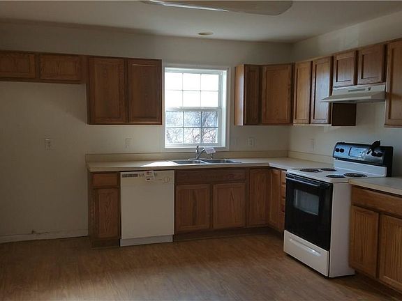 2nd image of 27508 Tiger Lily Ln
