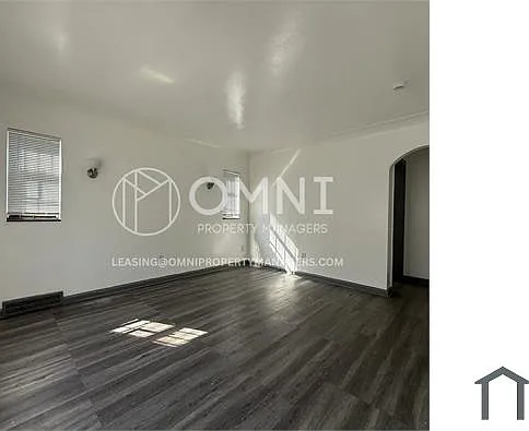 9747 Somerset Ave — Photo 4