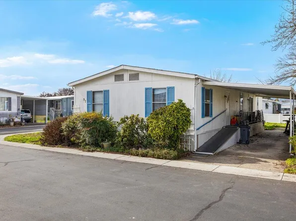 301 Freeman Rd Unit 92, Central Point, OR 97502