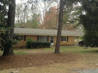 2900 Currituck Dr, Sanford, NC 27332
