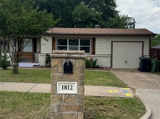 1812 Melissa St, Arlington, TX 76010