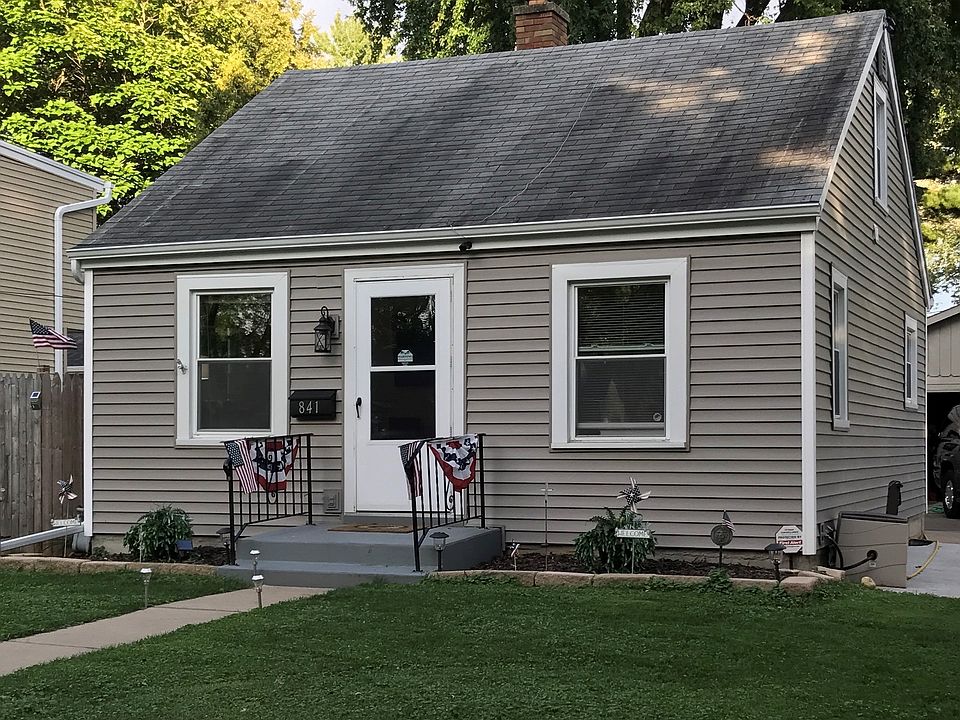 1st image of 841 Nicolet Ave