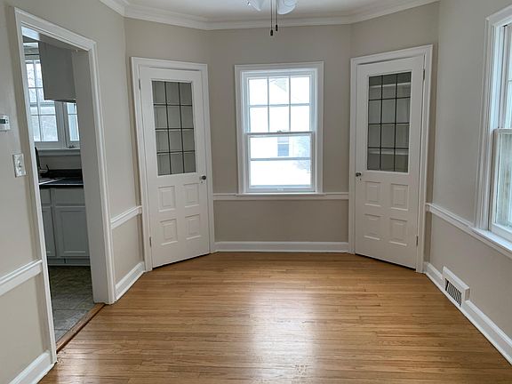 5th image of 3429 N 51st Blvd