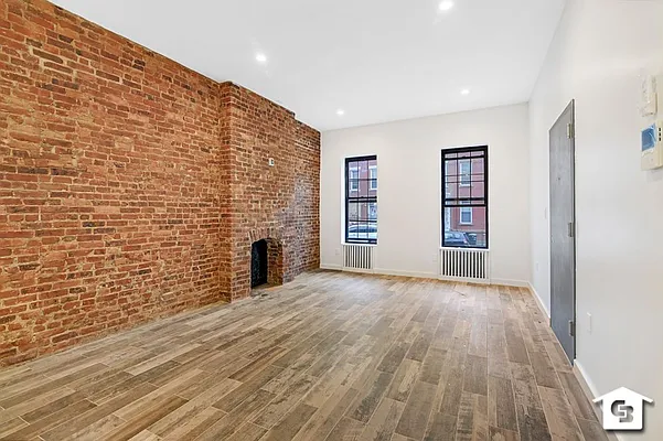 Rented by Coldwell Banker Reliable Real Estate | media 18