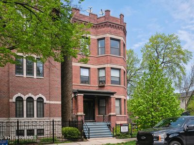 2336 W Roscoe St UNIT 3F, Chicago, IL, 60618
